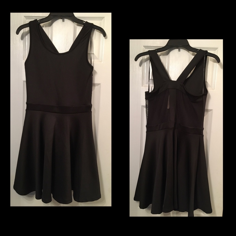 Dress - Picture 2 of 2